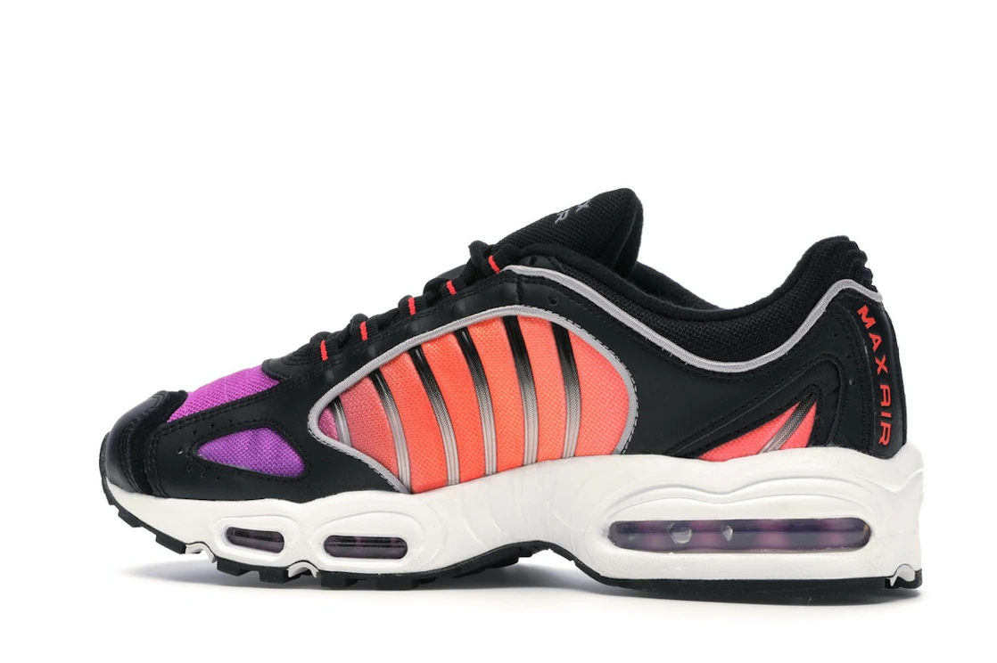Vue 21 de Nike Air Max Tailwind 4 Suns