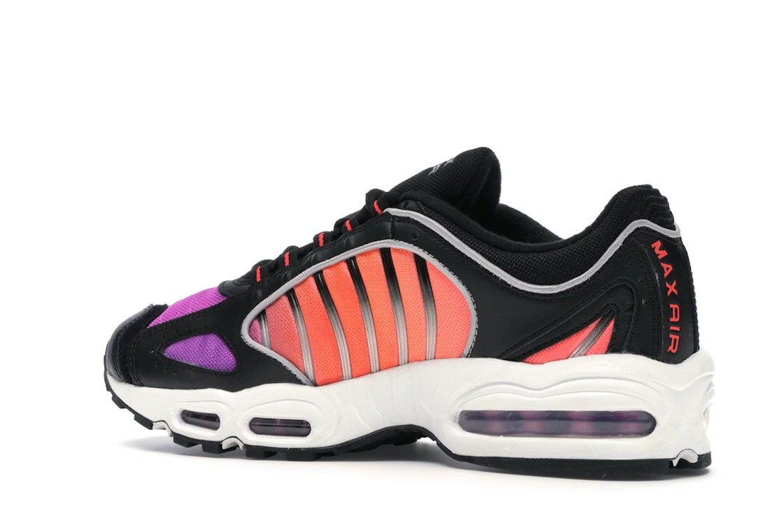 Vue 22 de Nike Air Max Tailwind 4 Suns