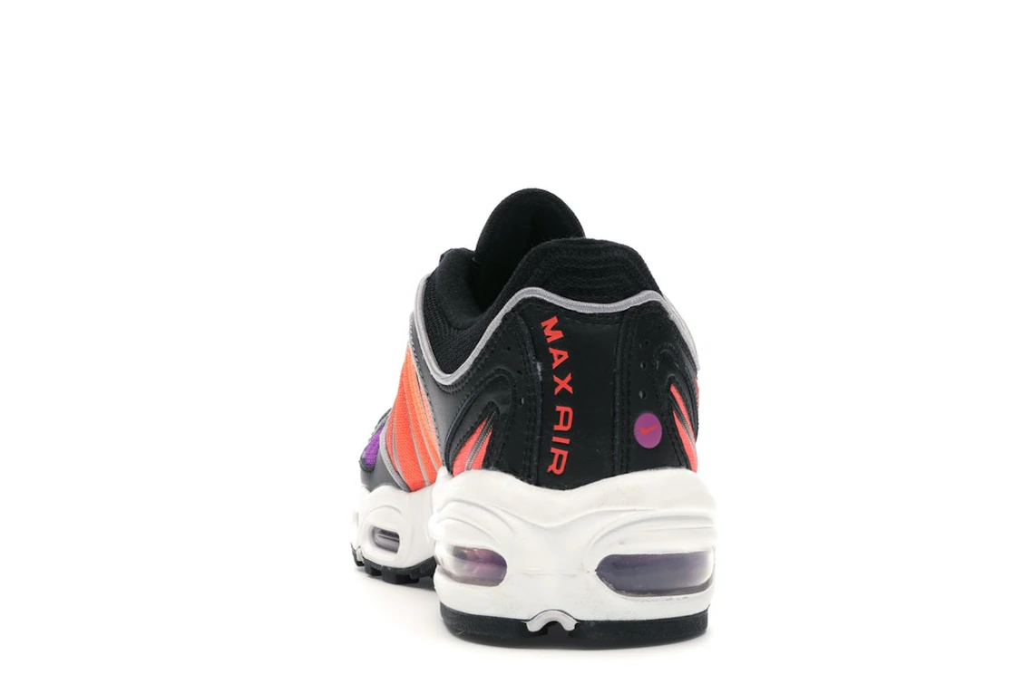 Vue 27 de Nike Air Max Tailwind 4 Suns