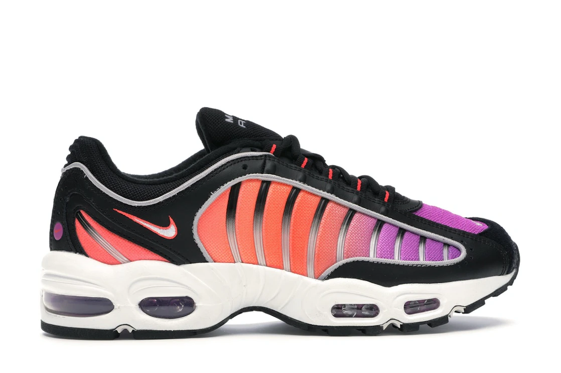 Vue 36 de Nike Air Max Tailwind 4 Suns