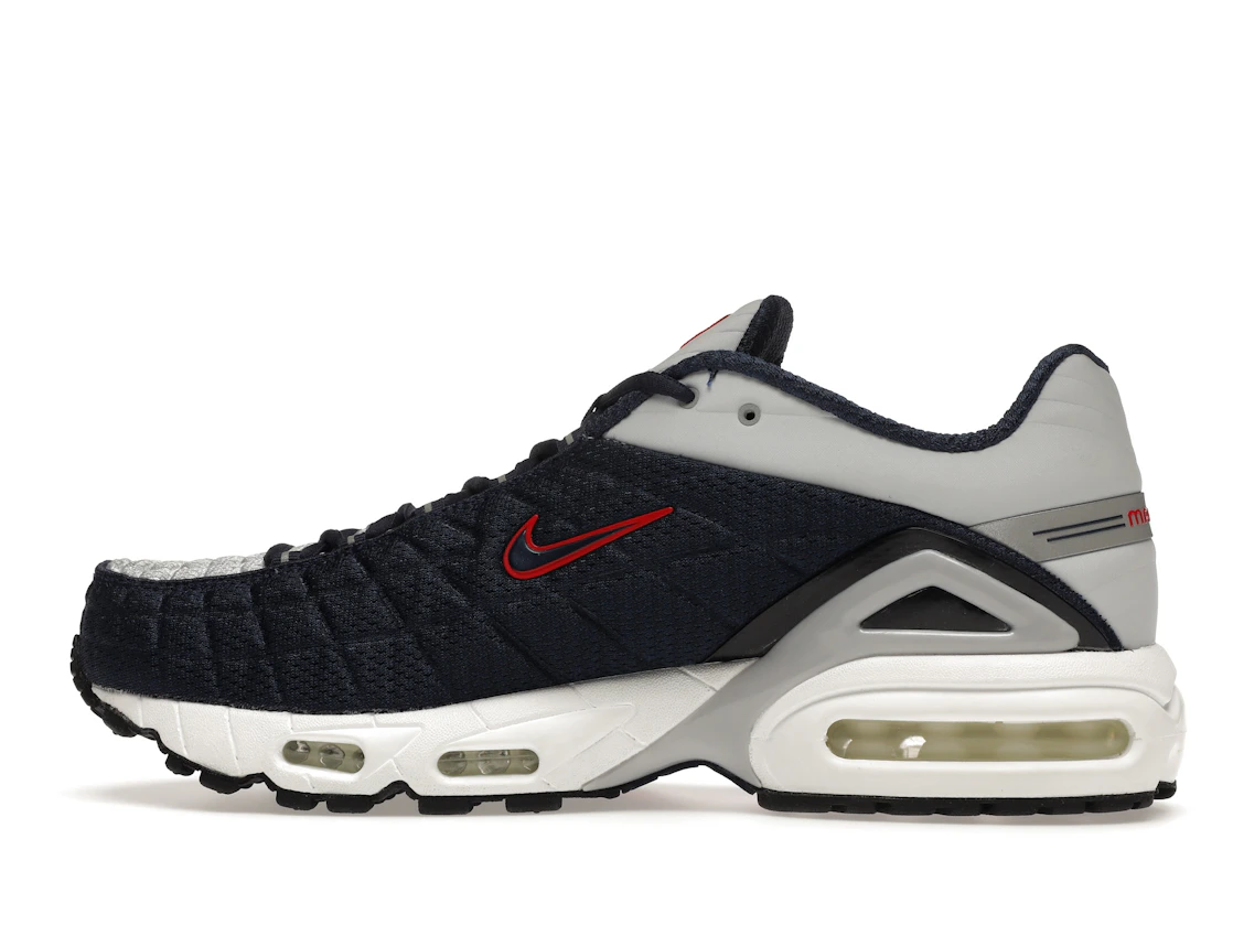 Vue 20 de Nike Air Max Tailwind 5 Midnight Navy