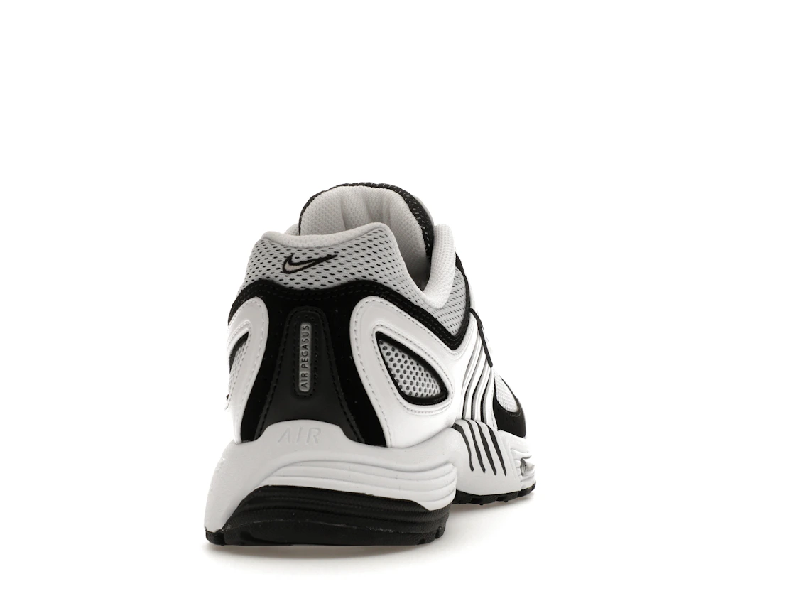 Vue 29 de Nike Air Peg 2K5 White Black