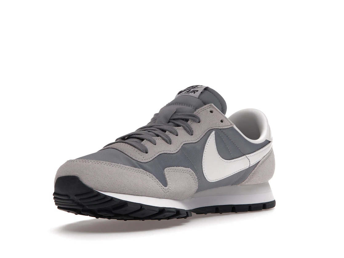 Vue 14 de Nike Air Pegasus 83 Grey Fog