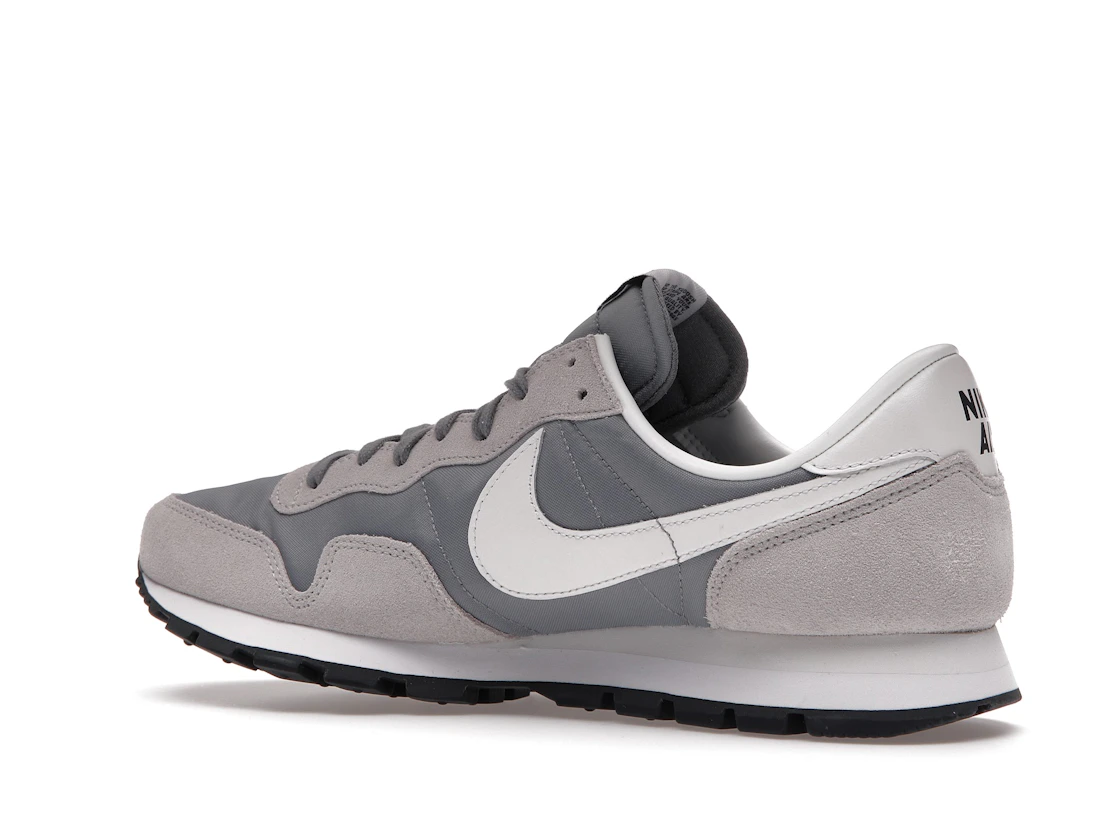 Vue 22 de Nike Air Pegasus 83 Grey Fog