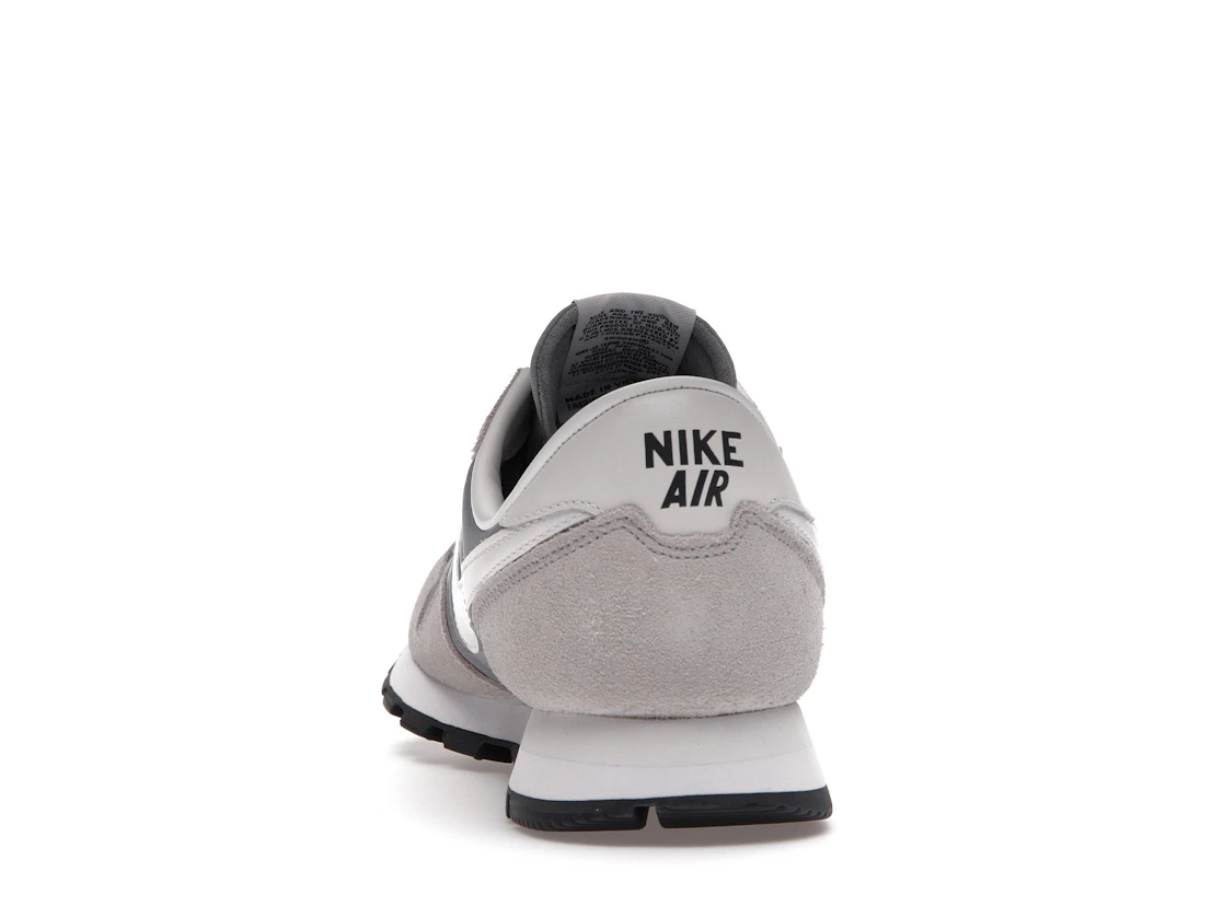 Vue 27 de Nike Air Pegasus 83 Grey Fog