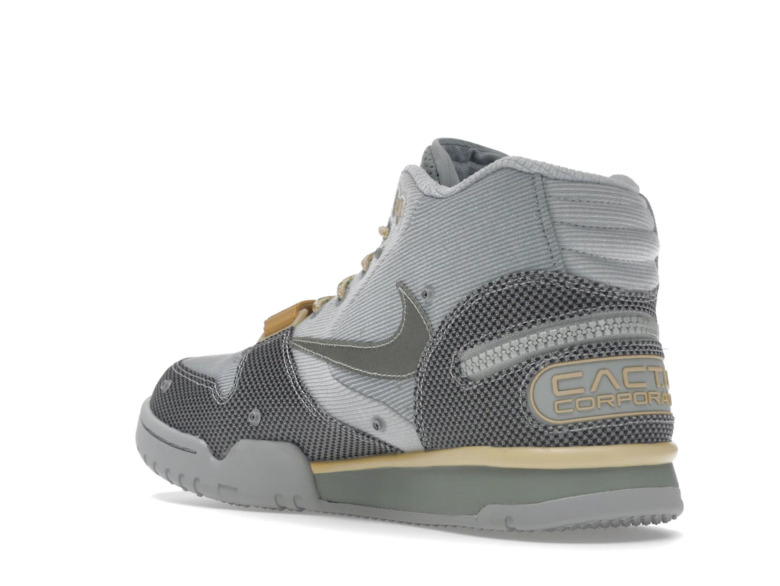 Vue 24 de Nike Air Trainer 1 SP Travis Scott Grey Haze