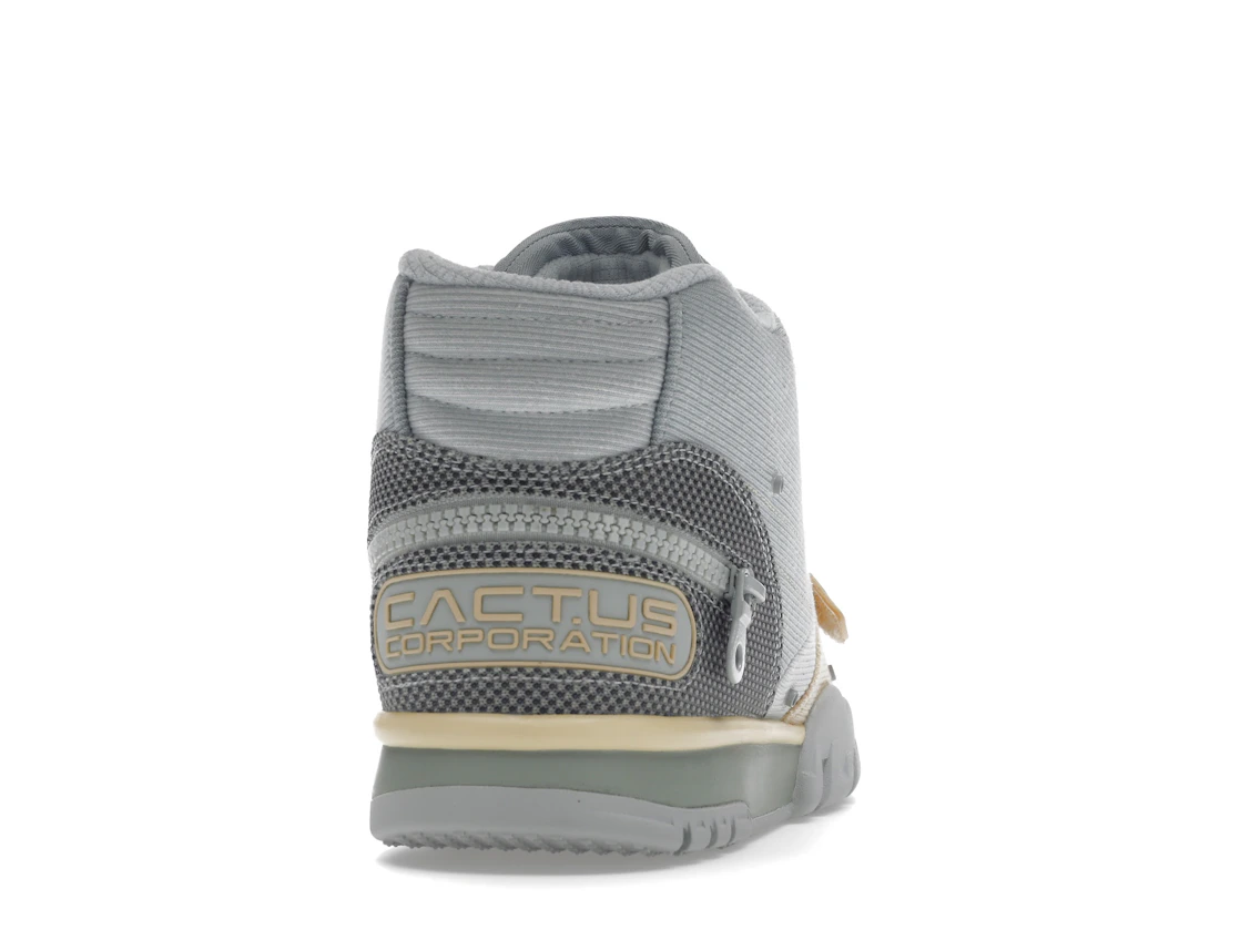 Vue 29 de Nike Air Trainer 1 SP Travis Scott Grey Haze