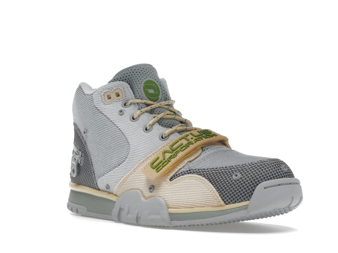 Vue 6 de Nike Air Trainer 1 SP Travis Scott Grey Haze