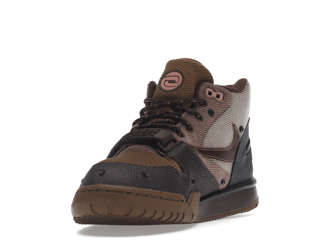 Vue 13 de Nike Air Trainer 1 SP Travis Scott Wheat