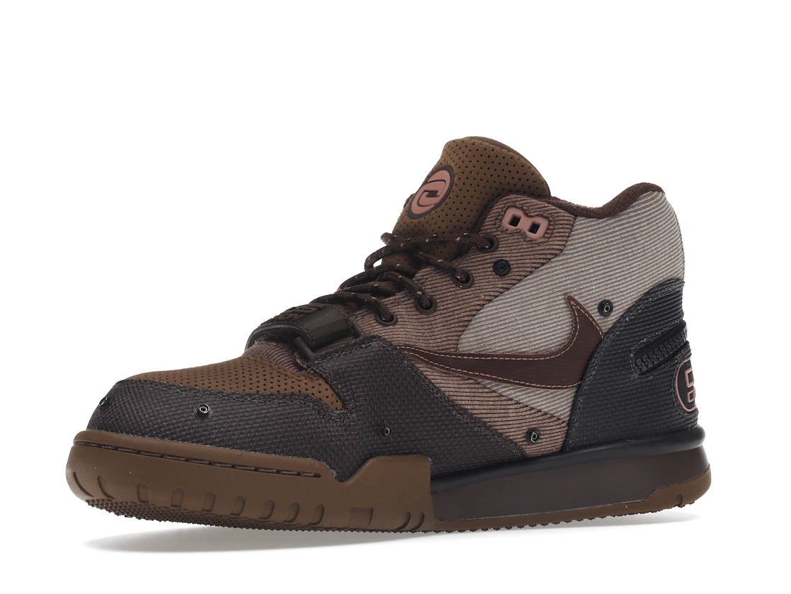 Vue 16 de Nike Air Trainer 1 SP Travis Scott Wheat