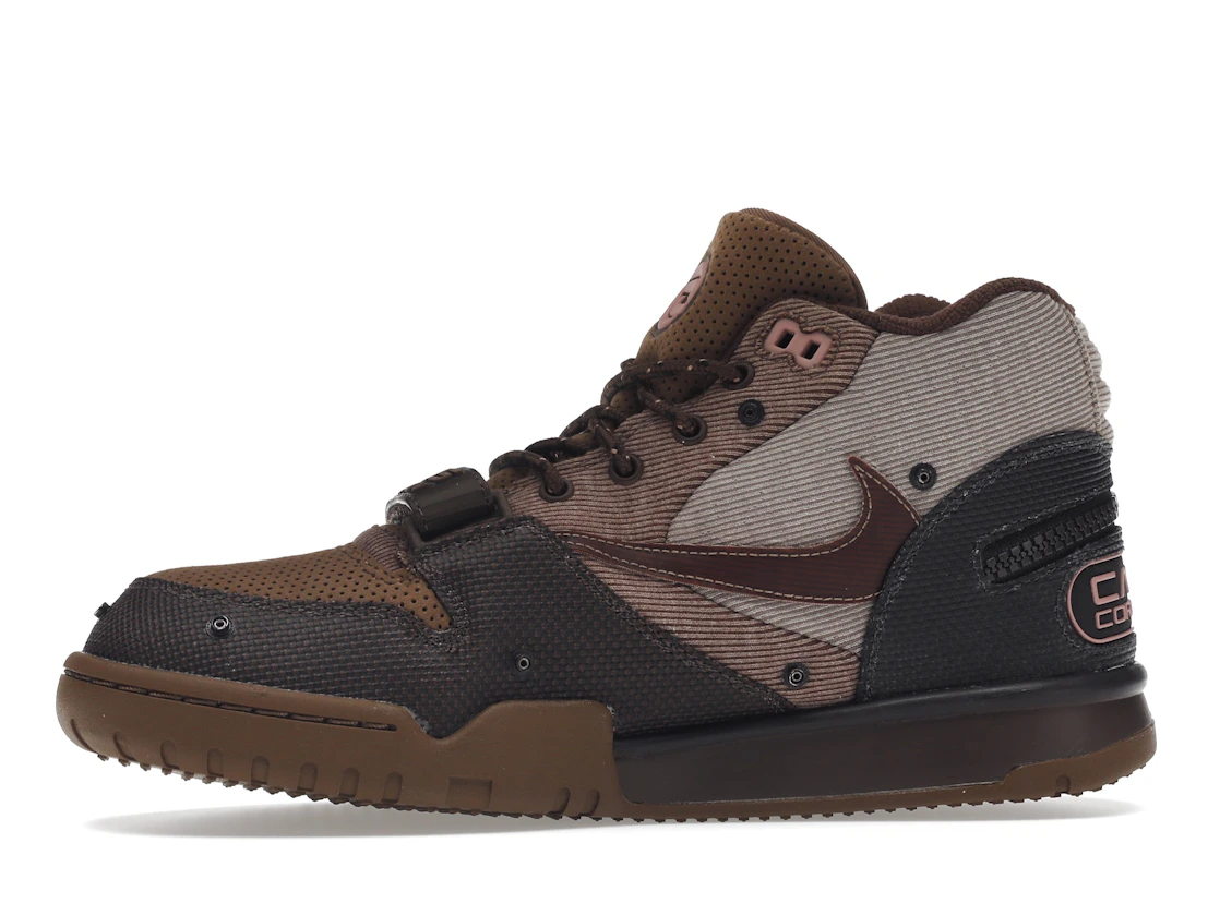Vue 18 de Nike Air Trainer 1 SP Travis Scott Wheat