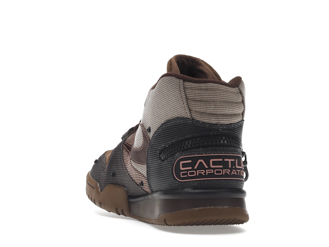 Vue 26 de Nike Air Trainer 1 SP Travis Scott Wheat