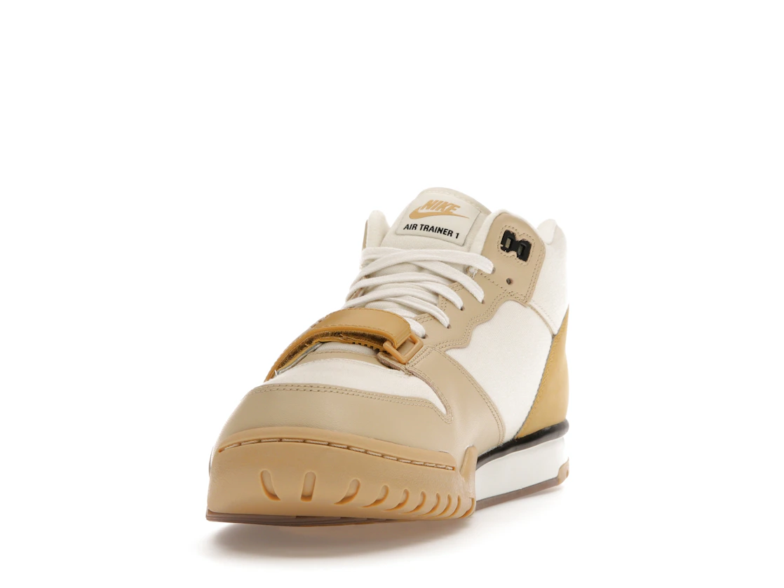 Vue 12 de Nike Air Trainer 1 Coconut Milk