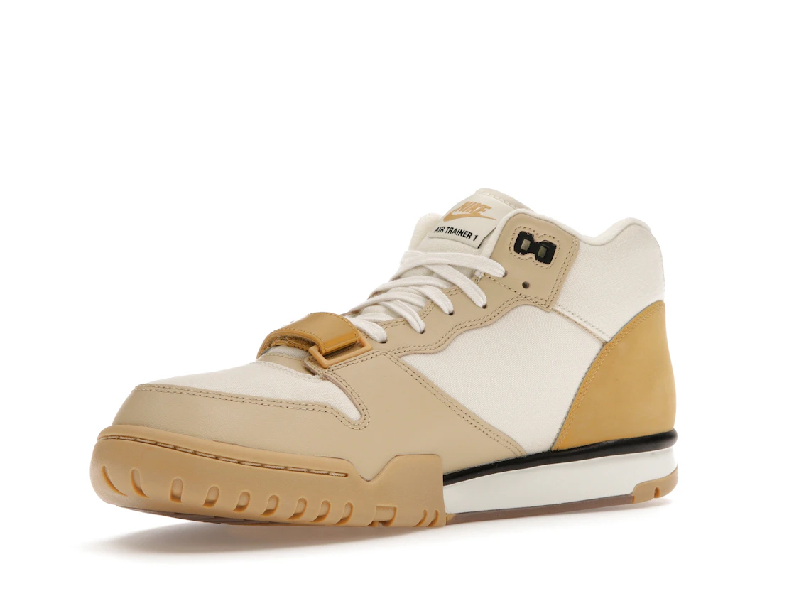 Vue 15 de Nike Air Trainer 1 Coconut Milk