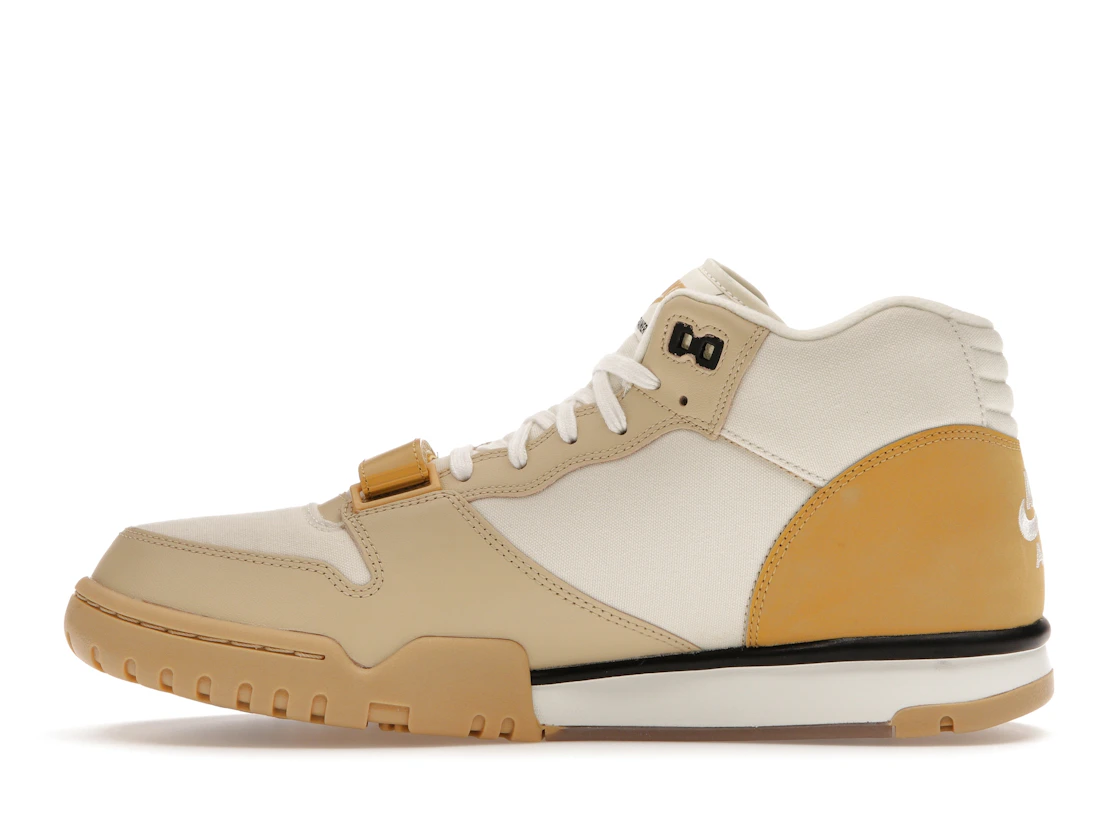 Vue 19 de Nike Air Trainer 1 Coconut Milk