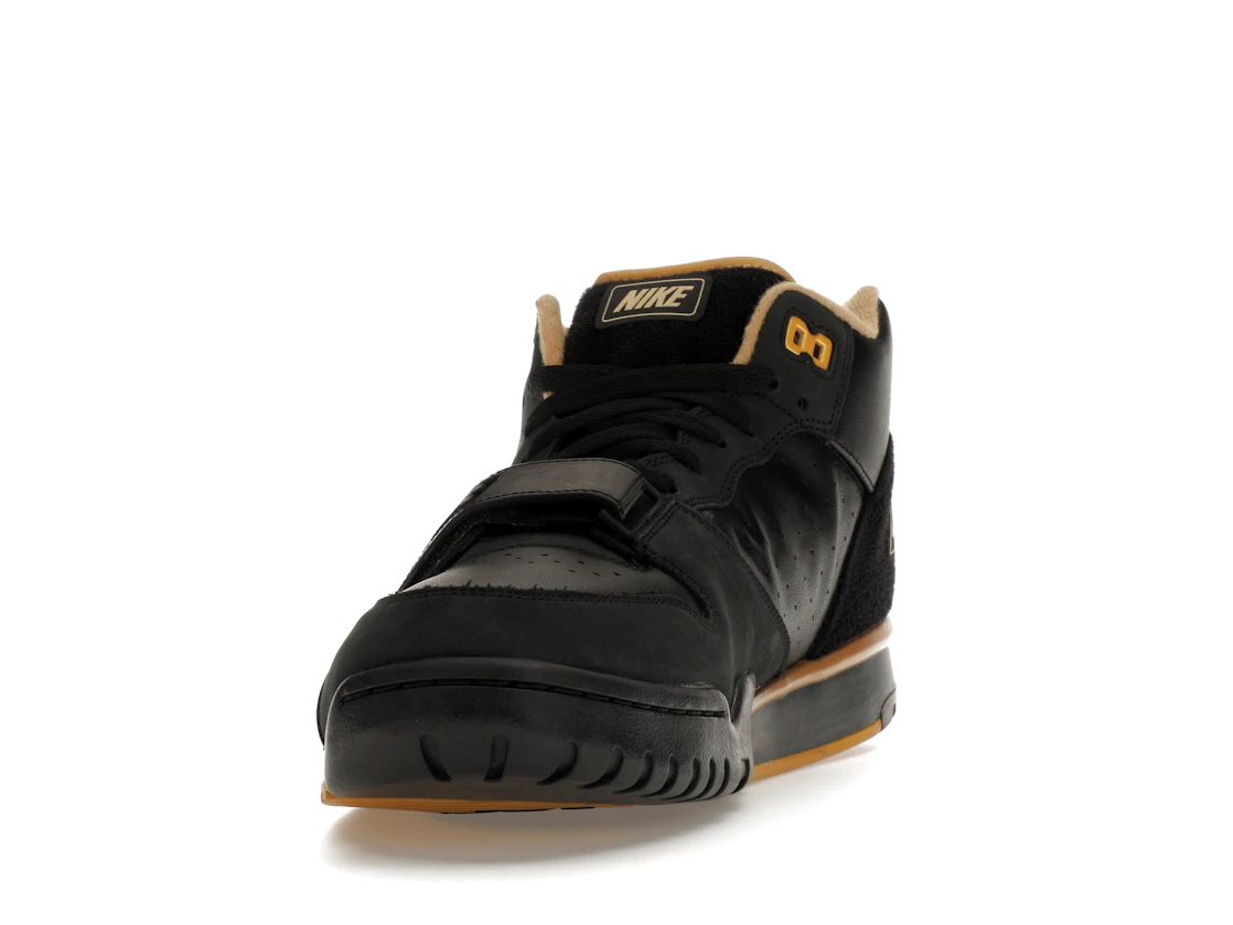 Vue 12 de Nike Air Trainer 1 College Football Playoffs Pack Black