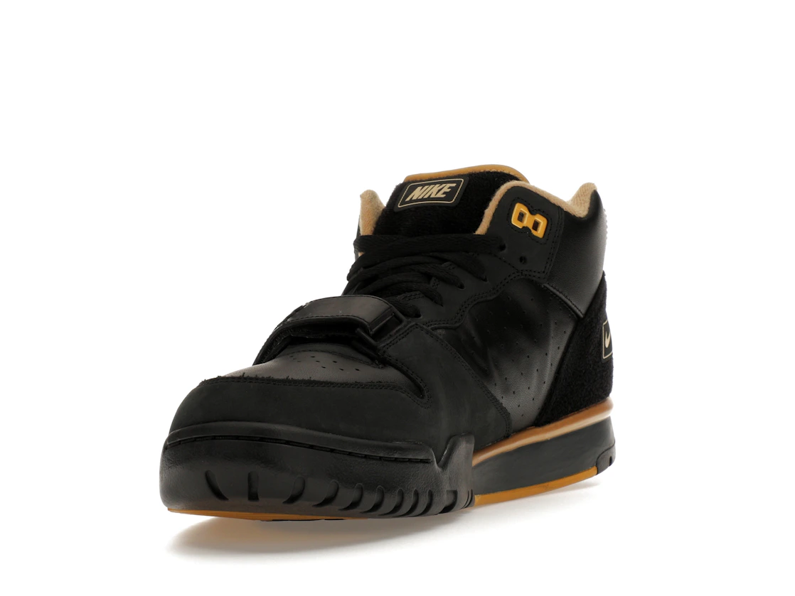 Vue 13 de Nike Air Trainer 1 College Football Playoffs Pack Black
