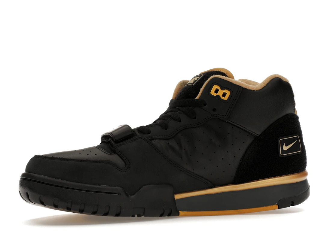 Vue 17 de Nike Air Trainer 1 College Football Playoffs Pack Black