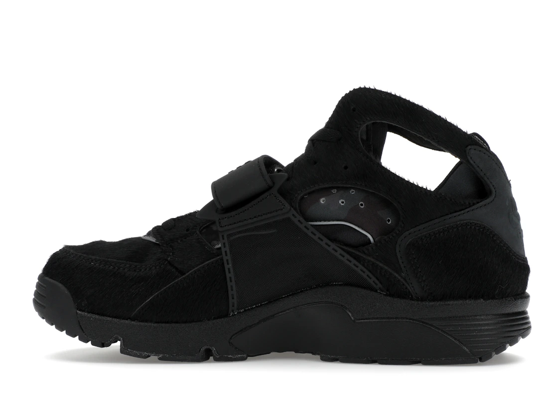 Vue 20 de Nike Air Trainer Huarache Corteiz Black