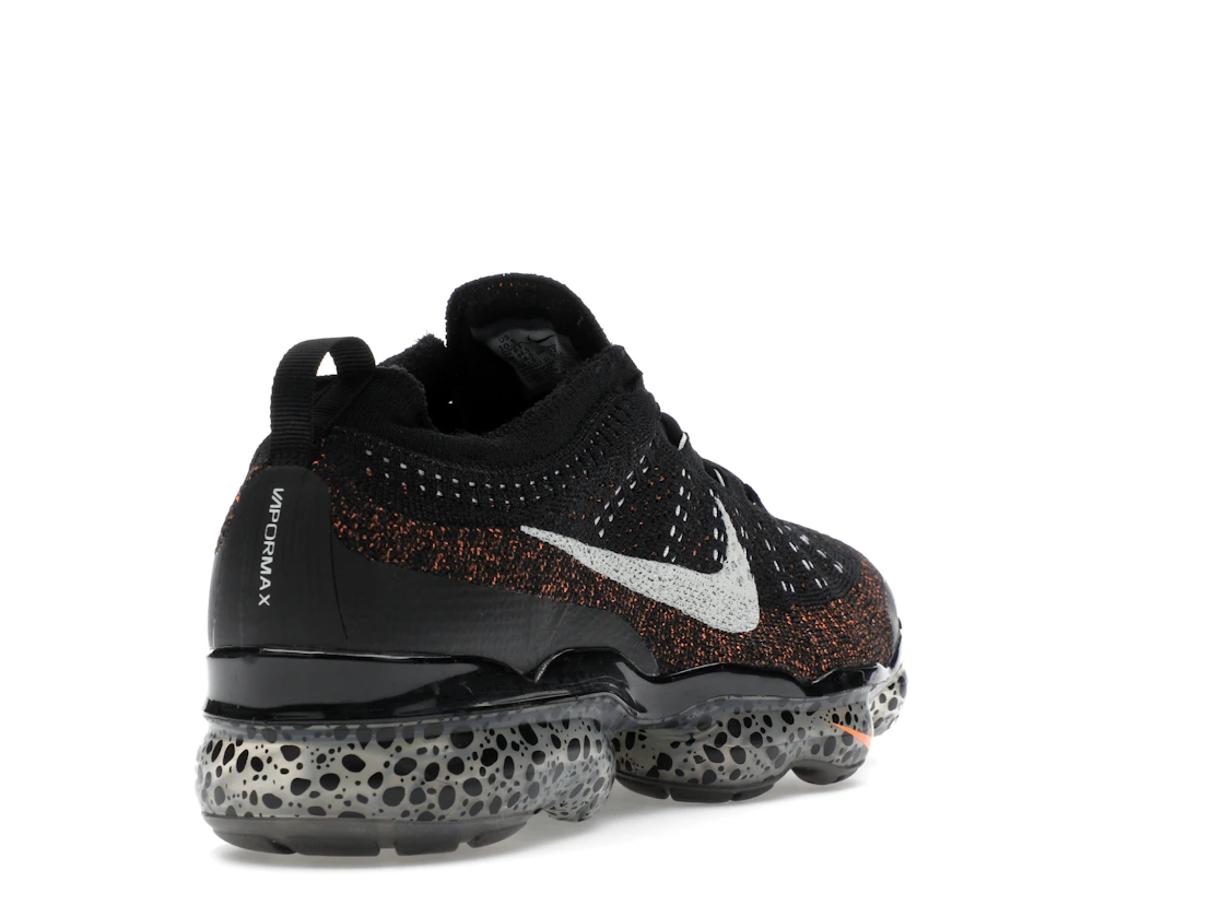 Vue 31 de Nike Air VaporMax 2023 Flyknit Electric Pack Olympic Safari