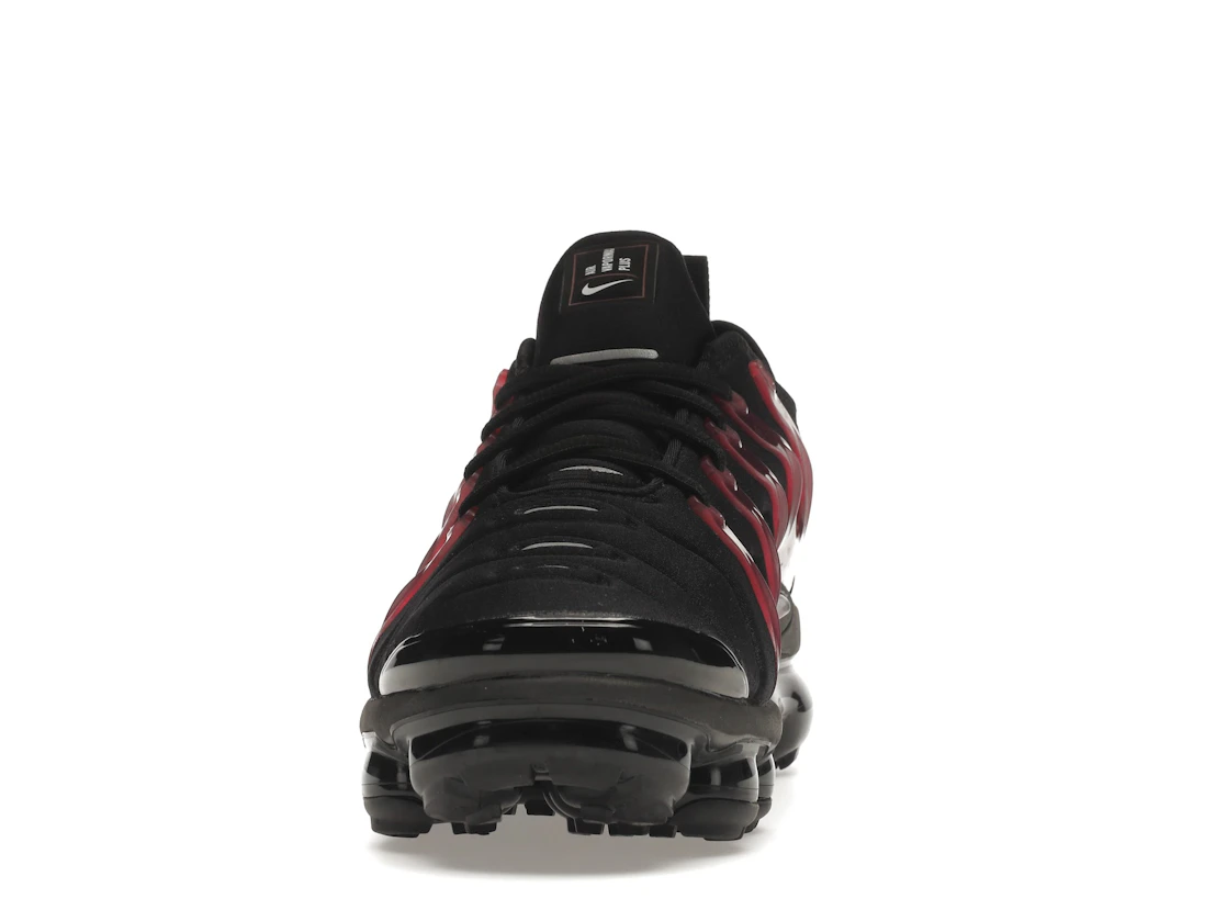 Vue 11 de Nike Air VaporMax Plus Black Noble Red