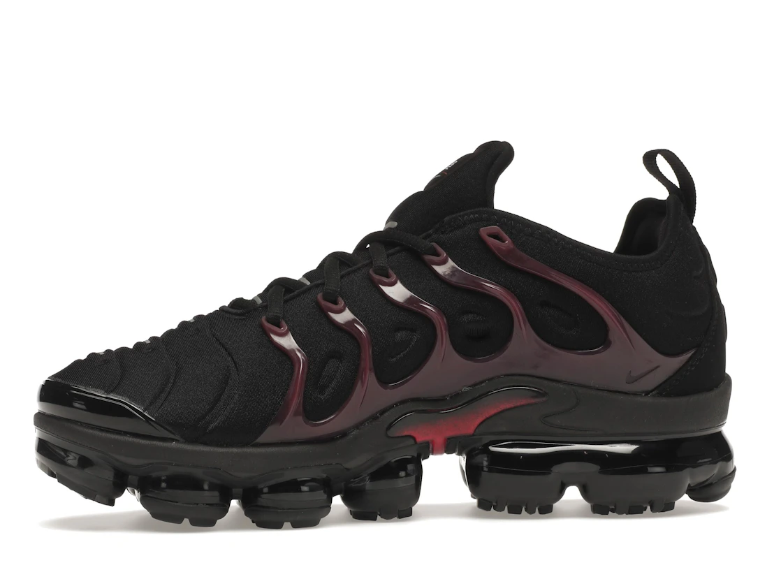Vue 18 de Nike Air VaporMax Plus Black Noble Red
