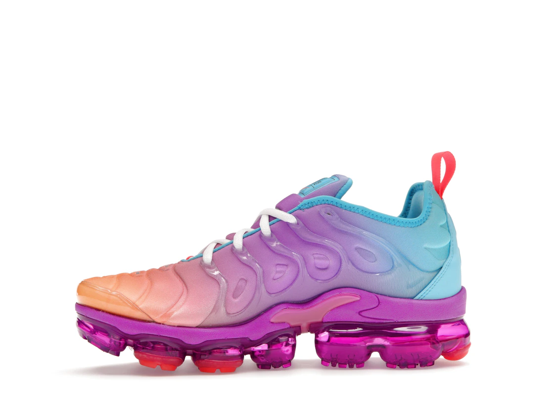 Vue 18 de Nike Air VaporMax Plus Fuchsia Dream Bright Crimson Gradient 