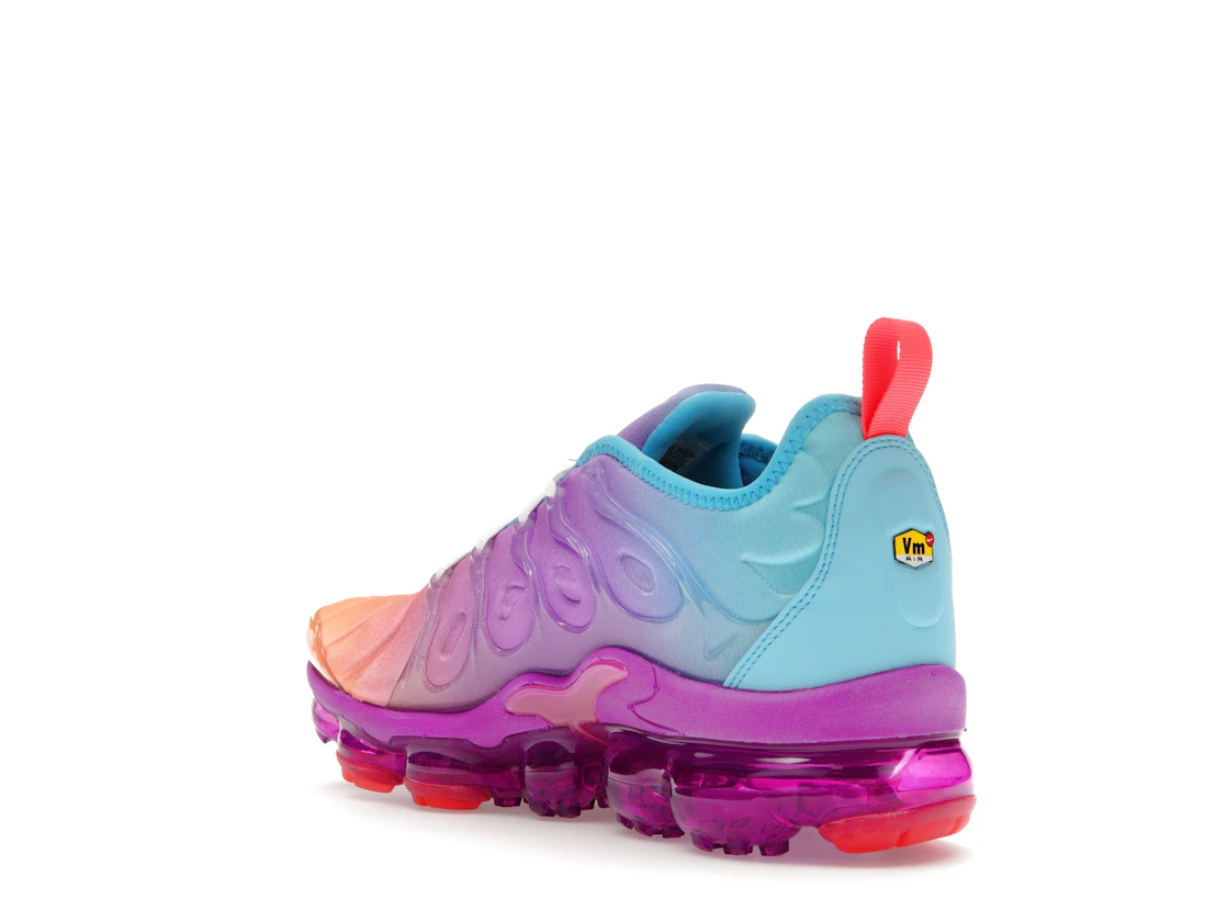 Vue 24 de Nike Air VaporMax Plus Fuchsia Dream Bright Crimson Gradient 