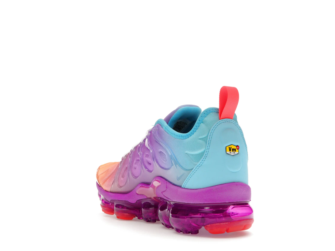 Vue 25 de Nike Air VaporMax Plus Fuchsia Dream Bright Crimson Gradient 