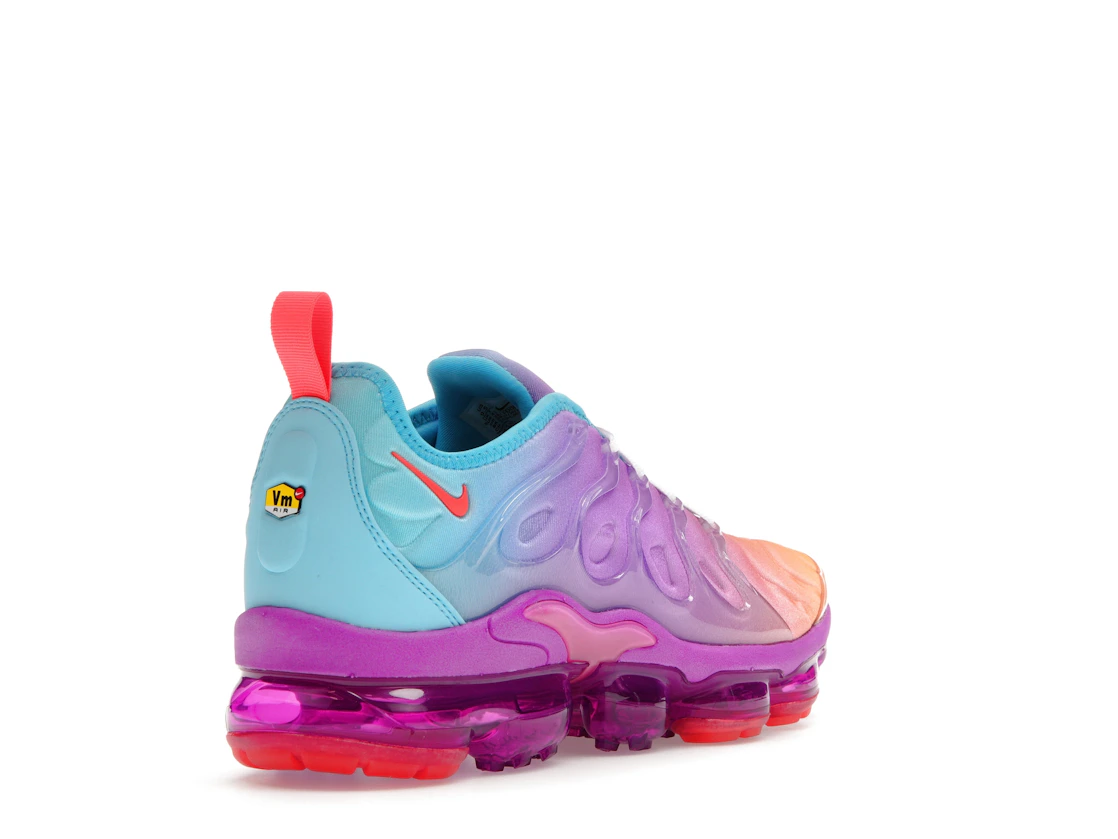 Vue 32 de Nike Air VaporMax Plus Fuchsia Dream Bright Crimson Gradient 