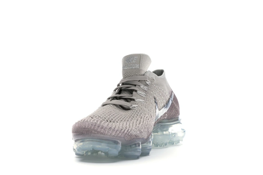 Vue 12 de Nike Air VaporMax String 