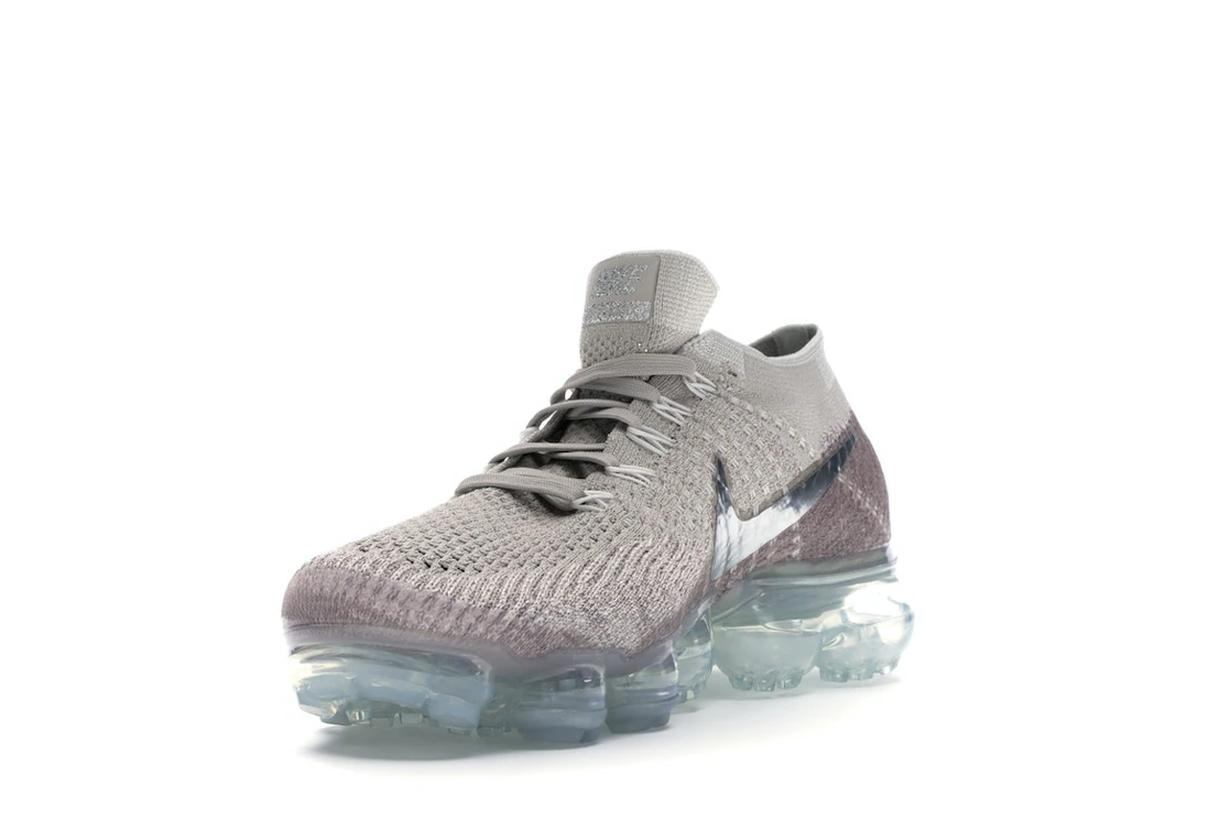 Vue 13 de Nike Air VaporMax String 