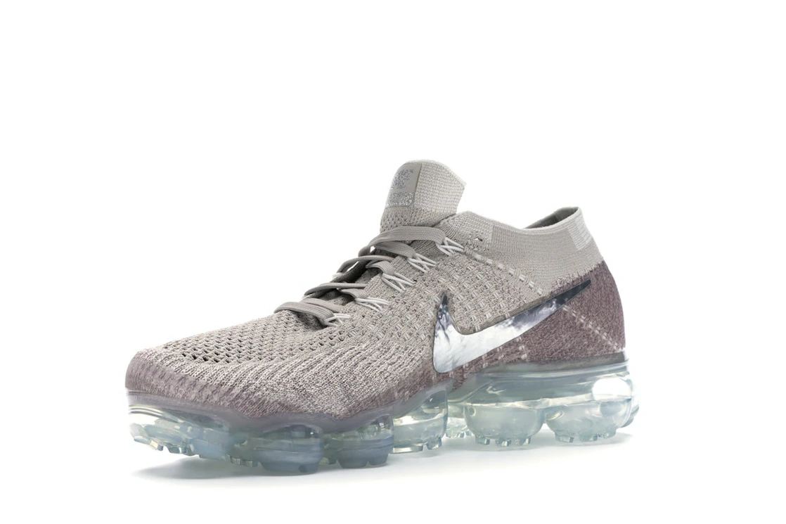 Vue 15 de Nike Air VaporMax String 