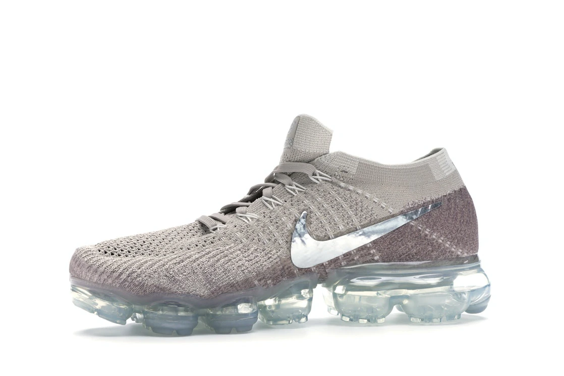 Vue 17 de Nike Air VaporMax String 