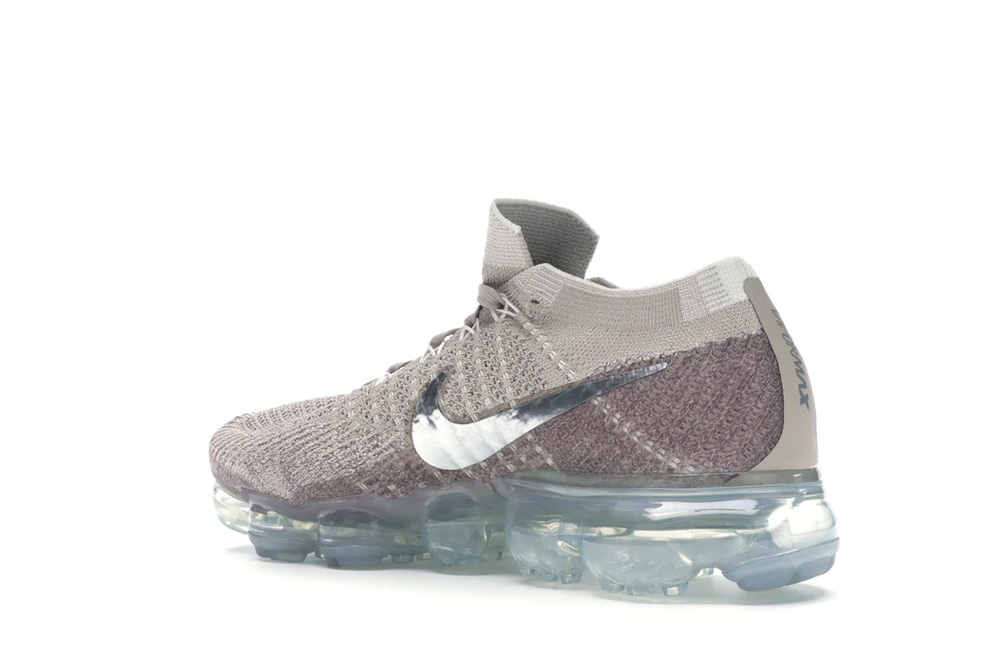 Vue 23 de Nike Air VaporMax String 