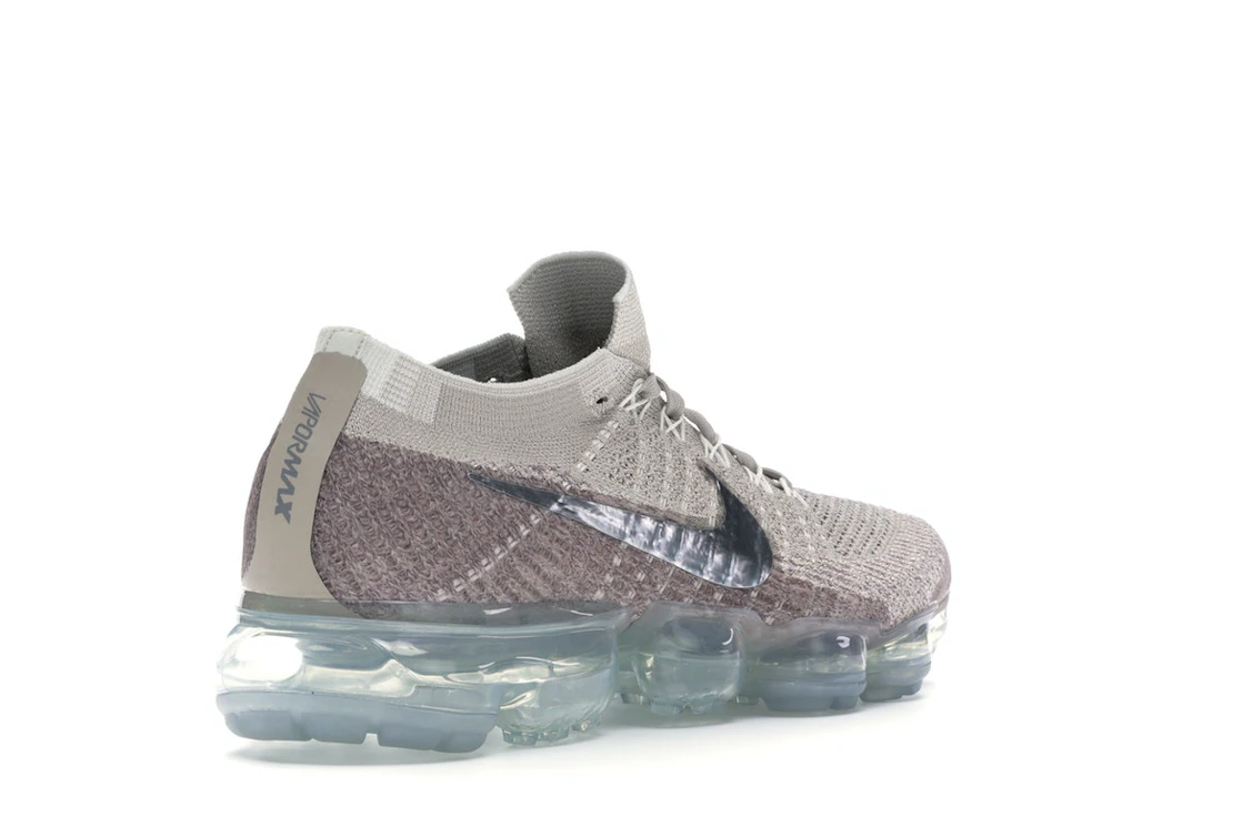 Vue 32 de Nike Air VaporMax String 