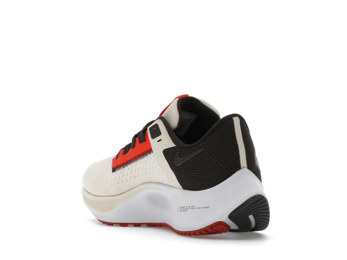 Vue 25 de Nike Air Zoom Pegasus 38 Cleveland Browns