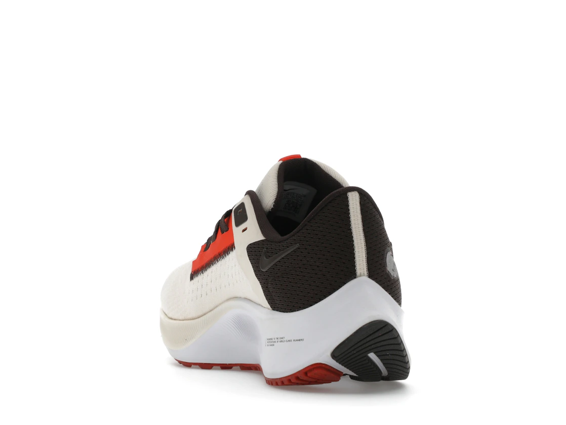 Vue 26 de Nike Air Zoom Pegasus 38 Cleveland Browns