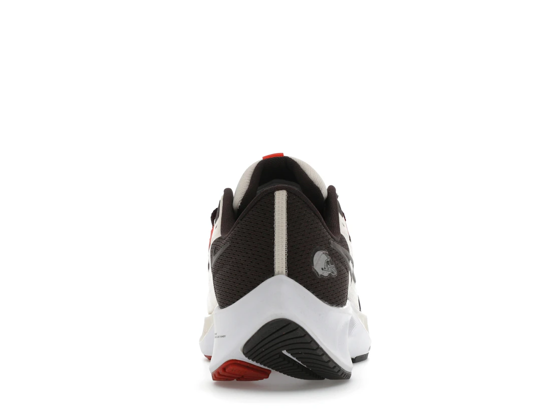 Vue 28 de Nike Air Zoom Pegasus 38 Cleveland Browns