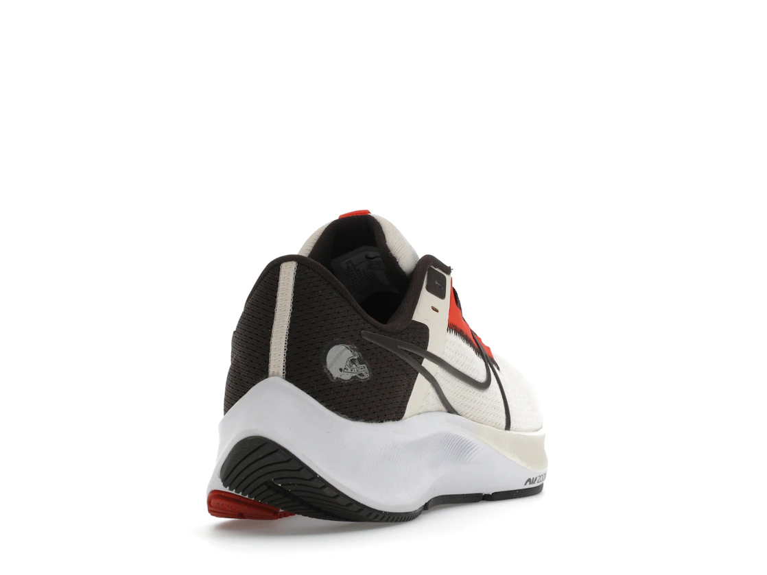 Vue 30 de Nike Air Zoom Pegasus 38 Cleveland Browns