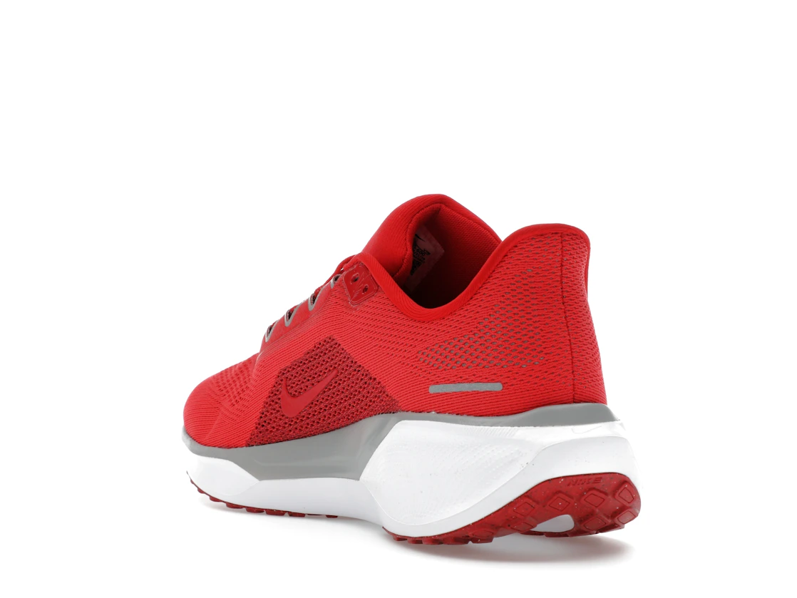 Vue 25 de Nike Air Zoom Pegasus 41 Ohio State