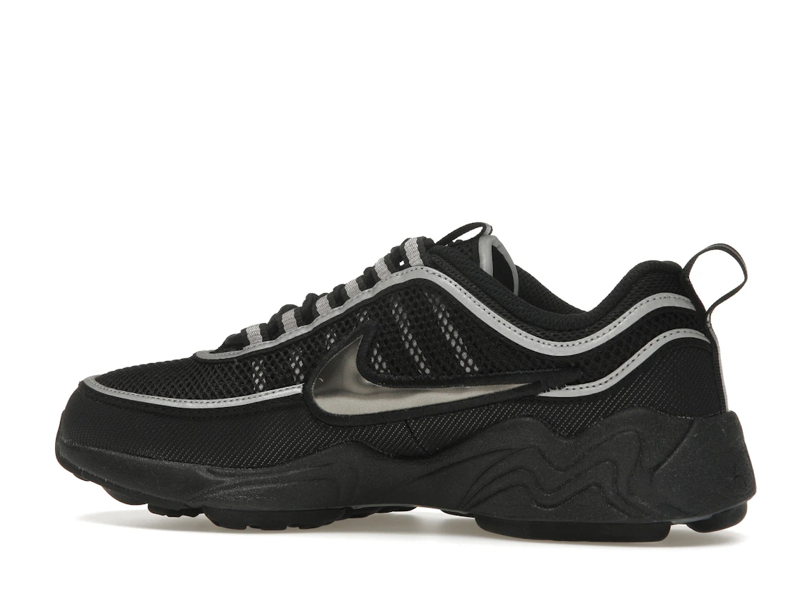 Vue 21 de Nike Air Zoom Spiridon Black Metallic Silver