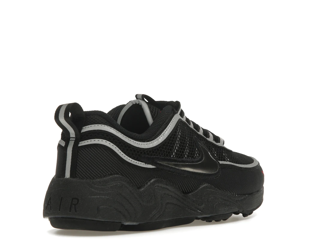 Vue 32 de Nike Air Zoom Spiridon Black Metallic Silver