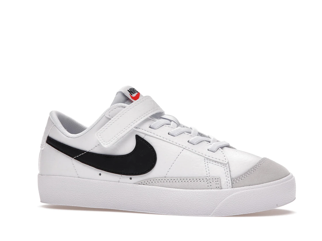 Vue 3 de Nike Blazer Low 77 Vintage White Black (PS)