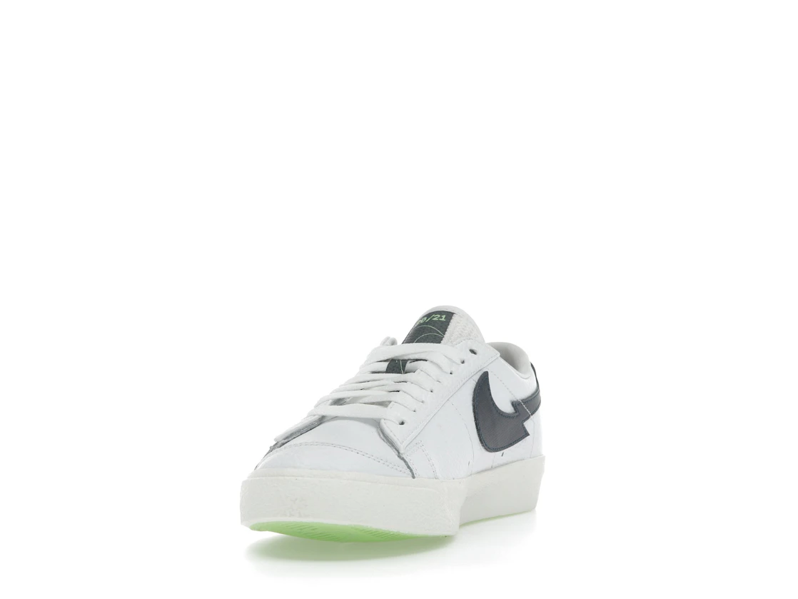 Vue 12 de Nike Blazer Low 77 Split Swoosh Aquamarine (GS)