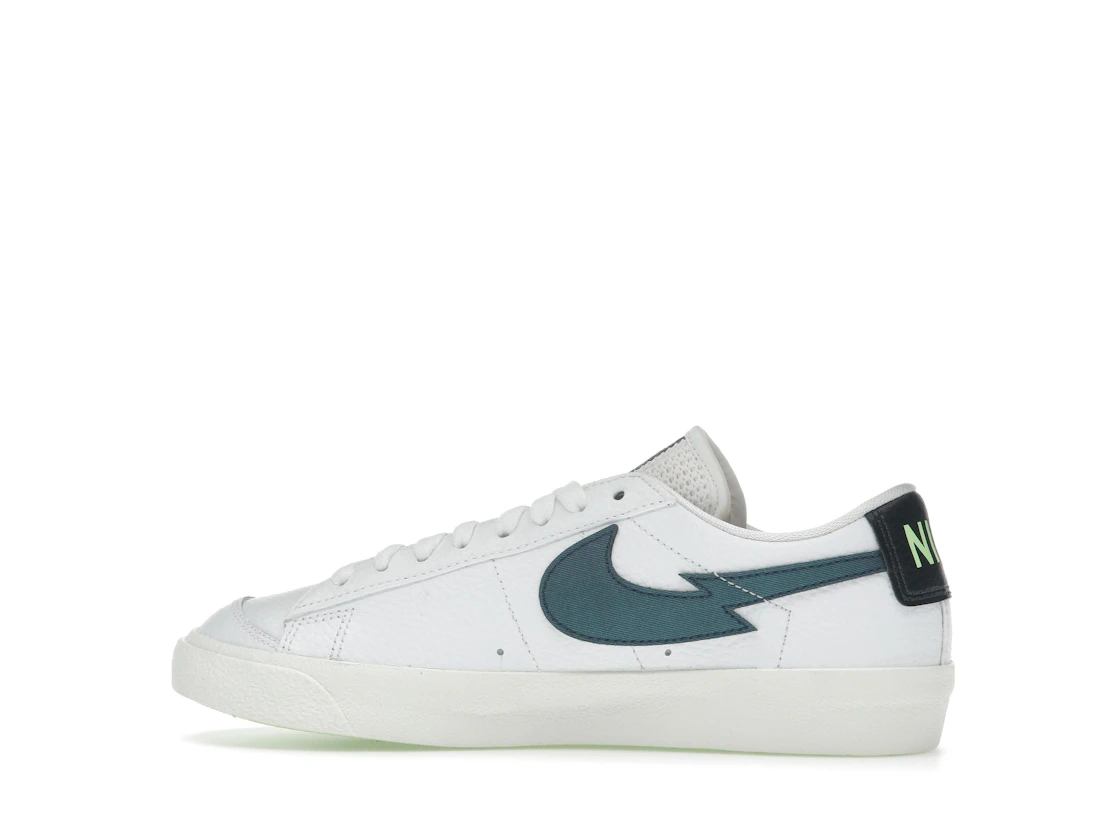 Vue 20 de Nike Blazer Low 77 Split Swoosh Aquamarine (GS)