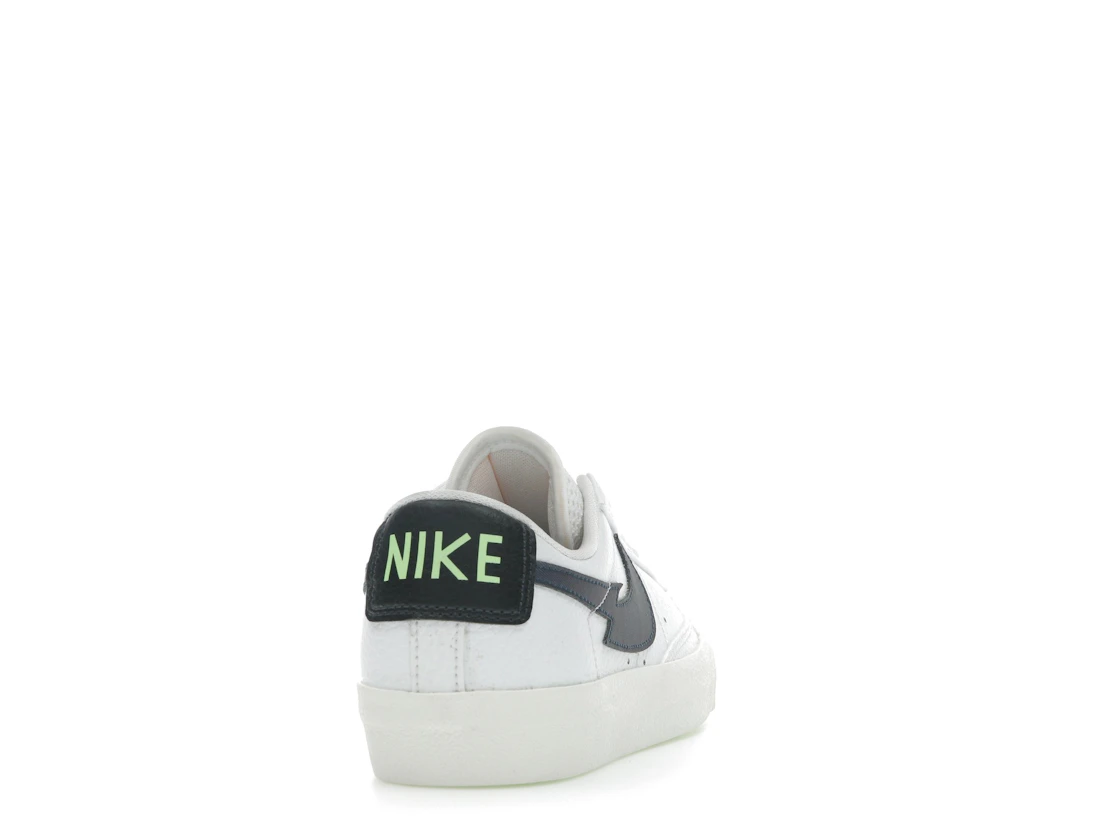 Vue 29 de Nike Blazer Low 77 Split Swoosh Aquamarine (GS)