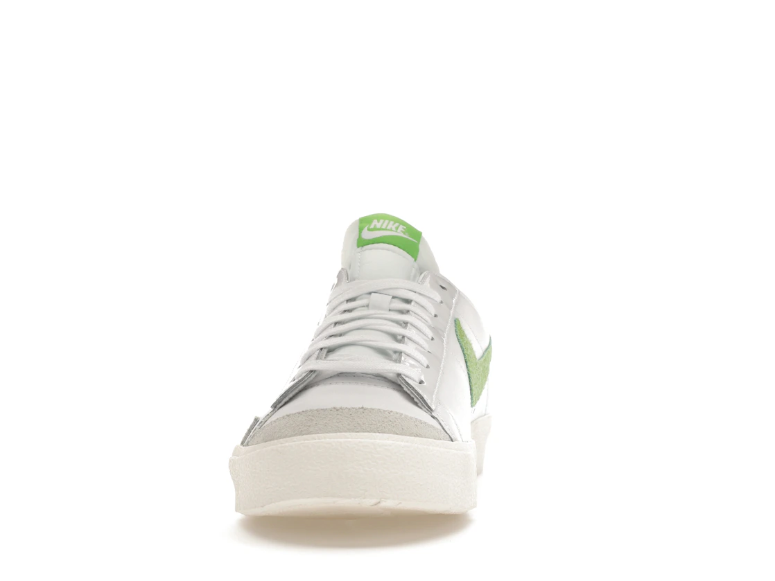 Vue 11 de Nike Blazer Low Soccer