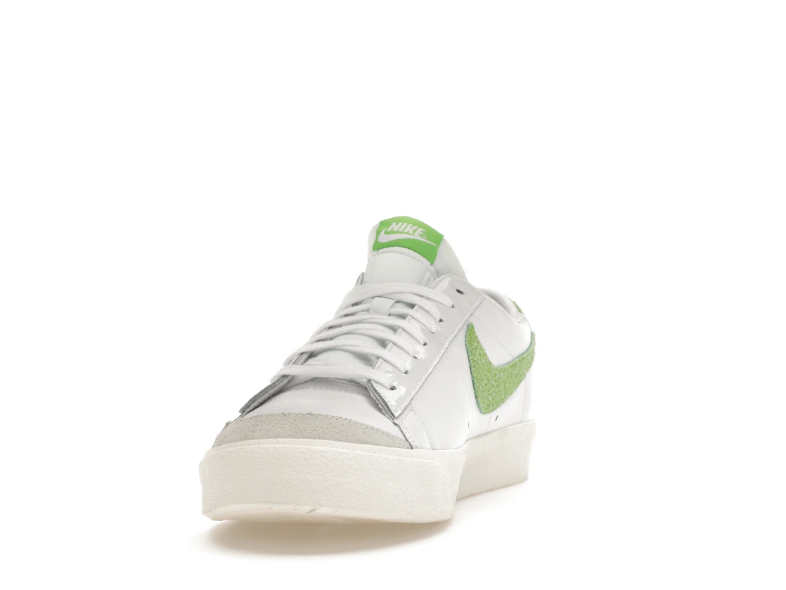Vue 12 de Nike Blazer Low Soccer