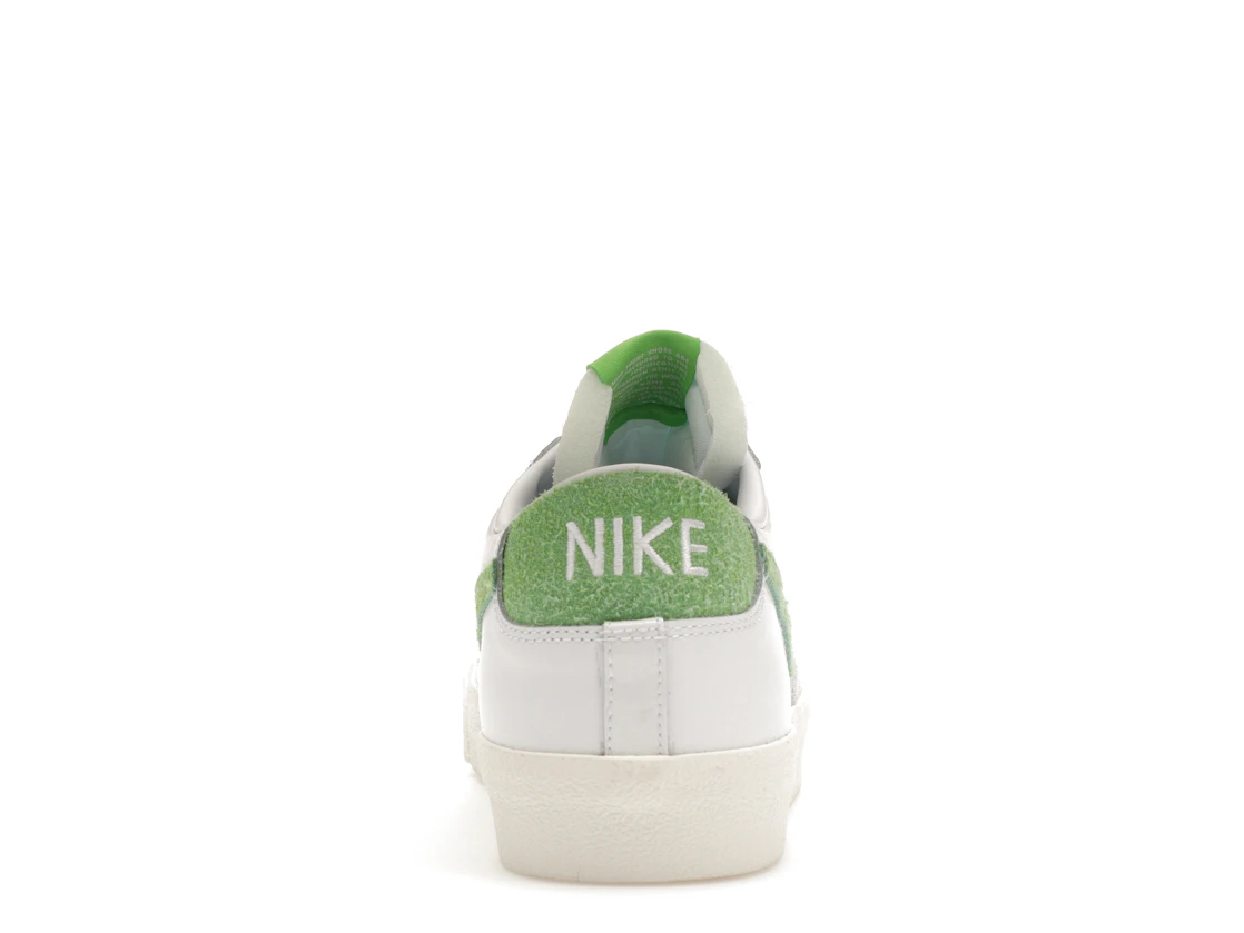 Vue 28 de Nike Blazer Low Soccer